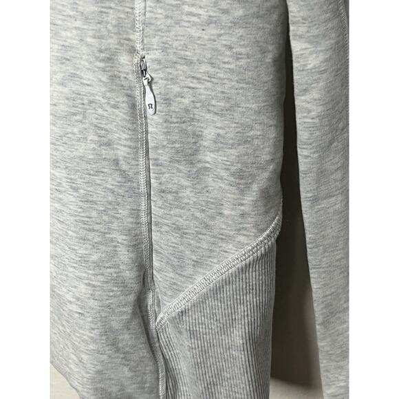 Vintage Lululemon Jacket Size 6 Gray Full Zip Jacket With Back Vent - Picture 3 of 10